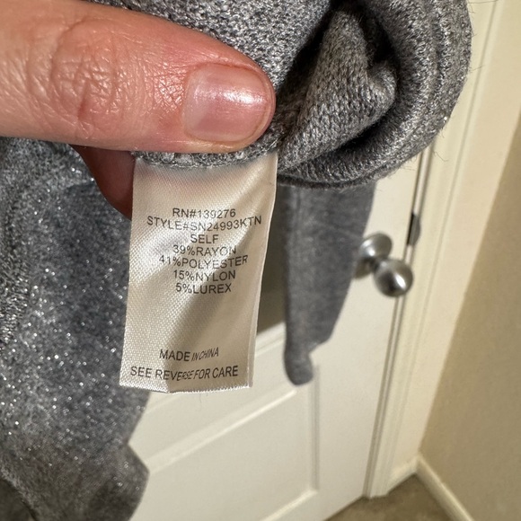 Les Serein Puff Shoulder Gray sweater - L - NWT - Picture 7 of 7